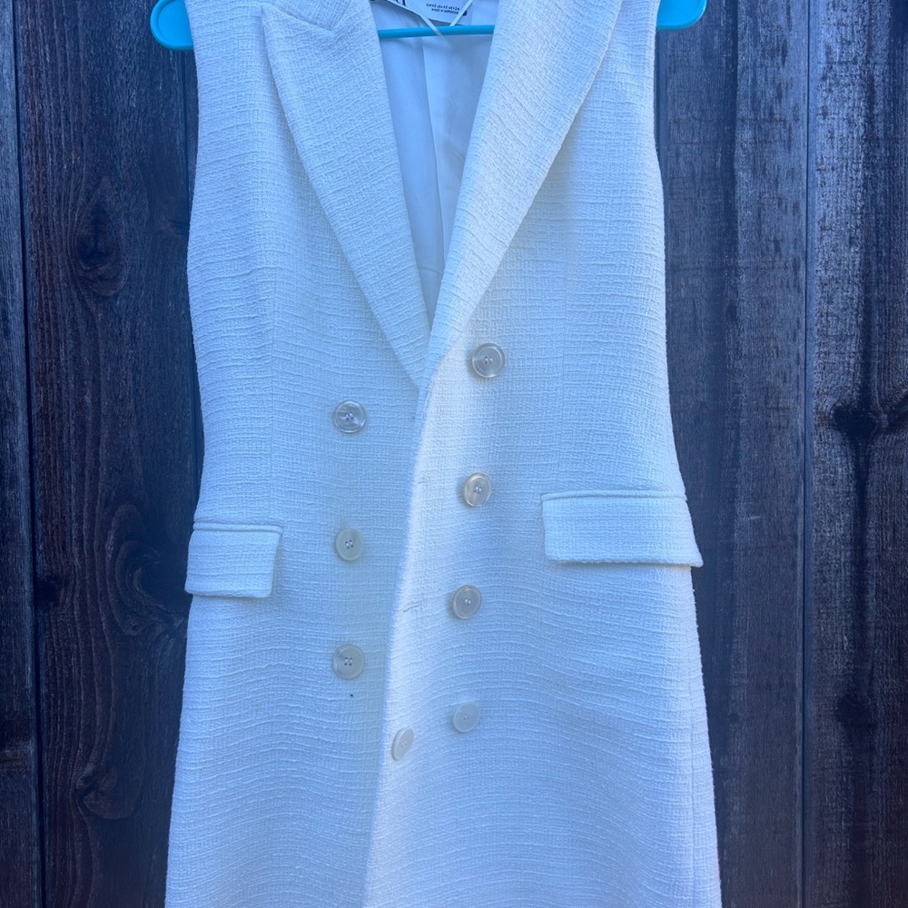 Zara Ivory Textured Sleeveless Dress
